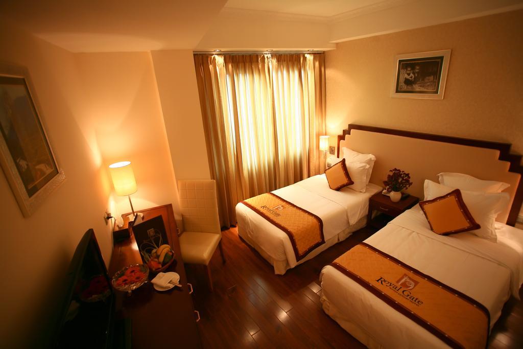 Royal Gate Hotel Hanoi Exterior photo