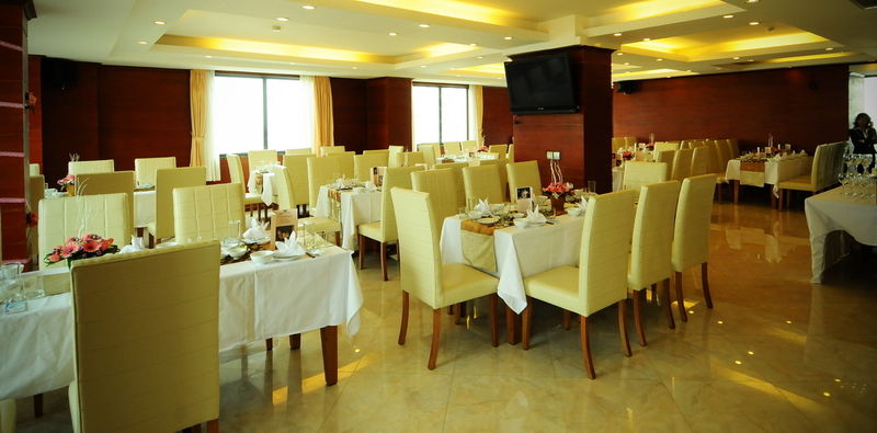Royal Gate Hotel Hanoi Restaurant photo