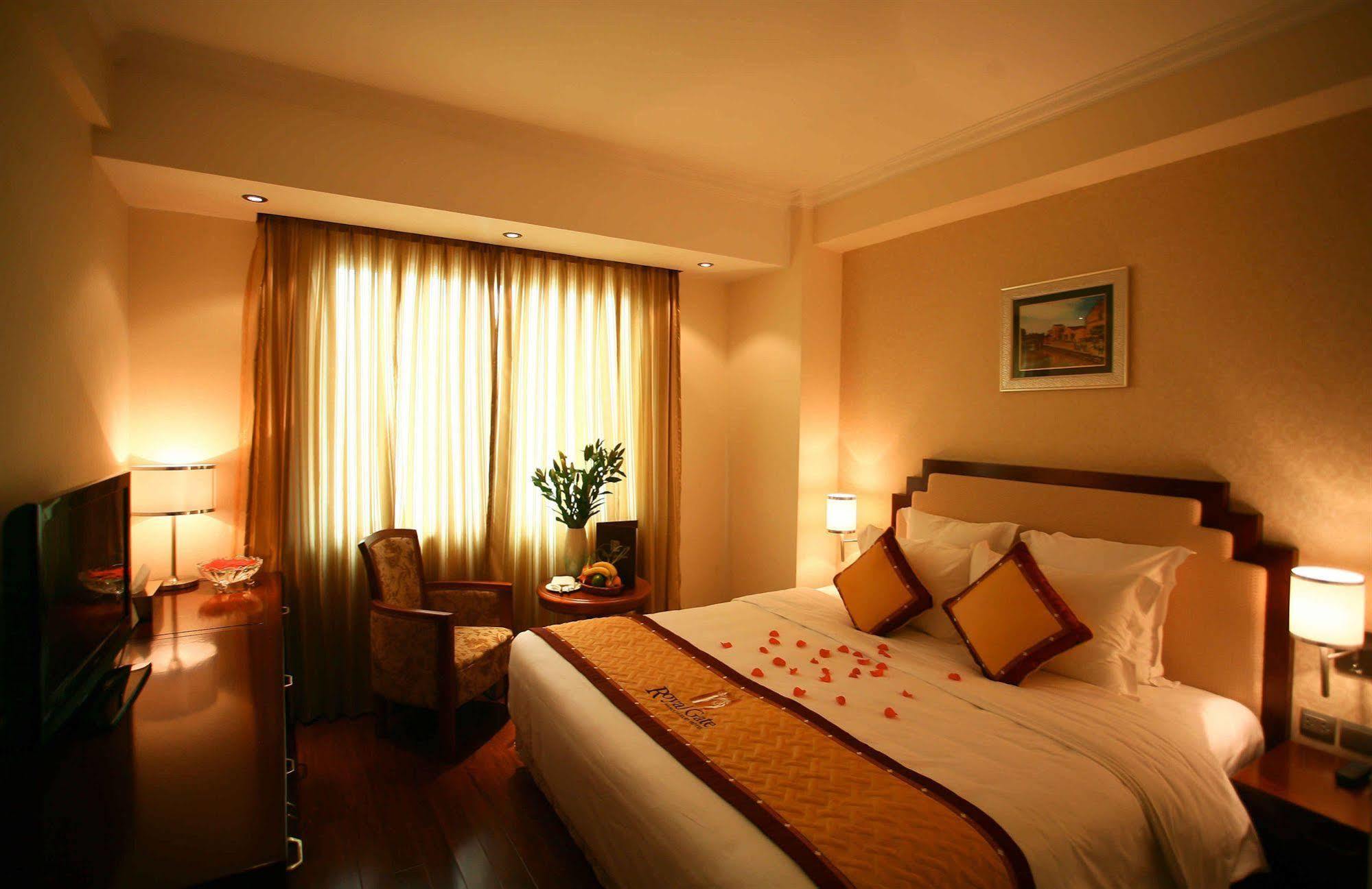 Royal Gate Hotel Hanoi Room photo