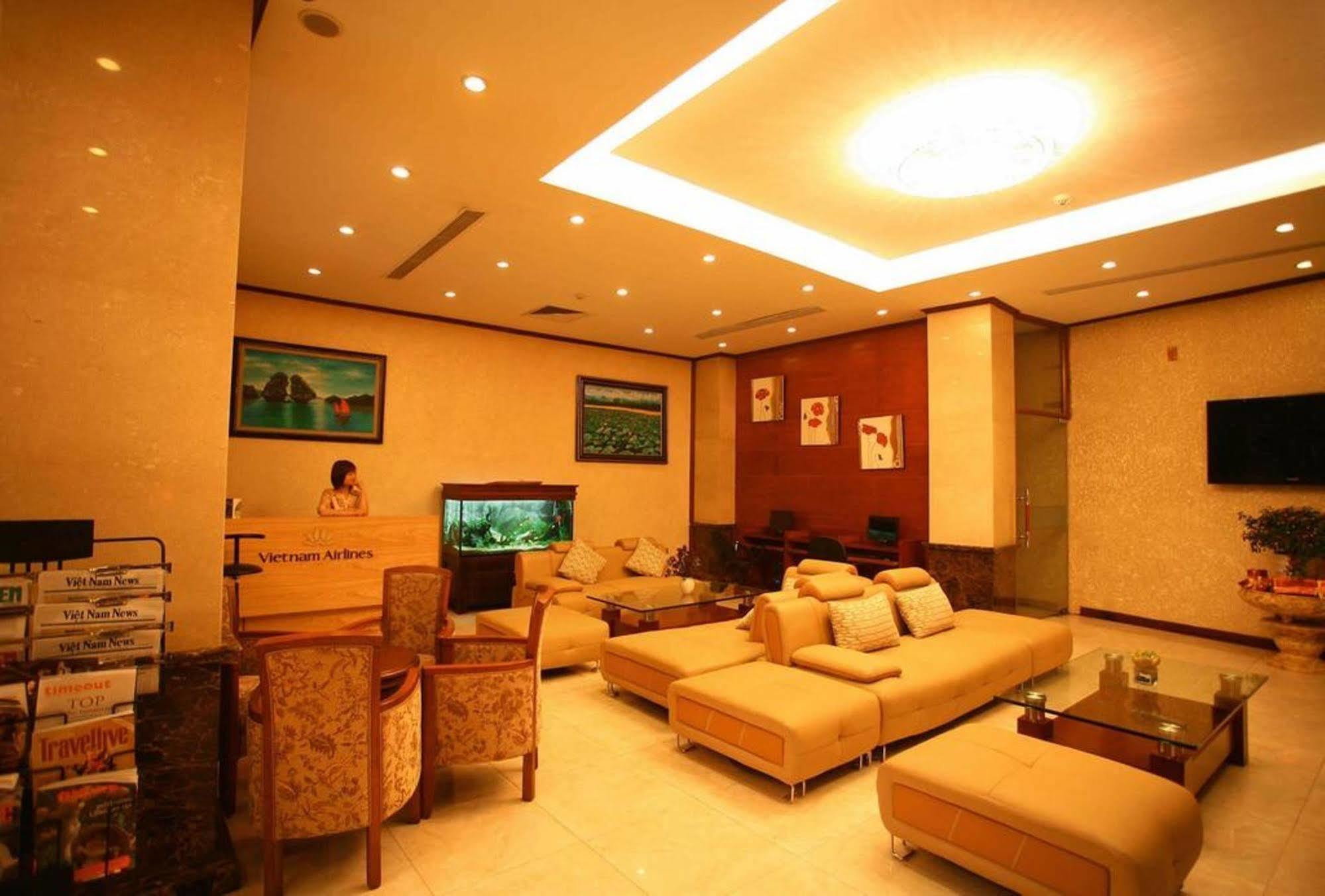 Royal Gate Hotel Hanoi Exterior photo