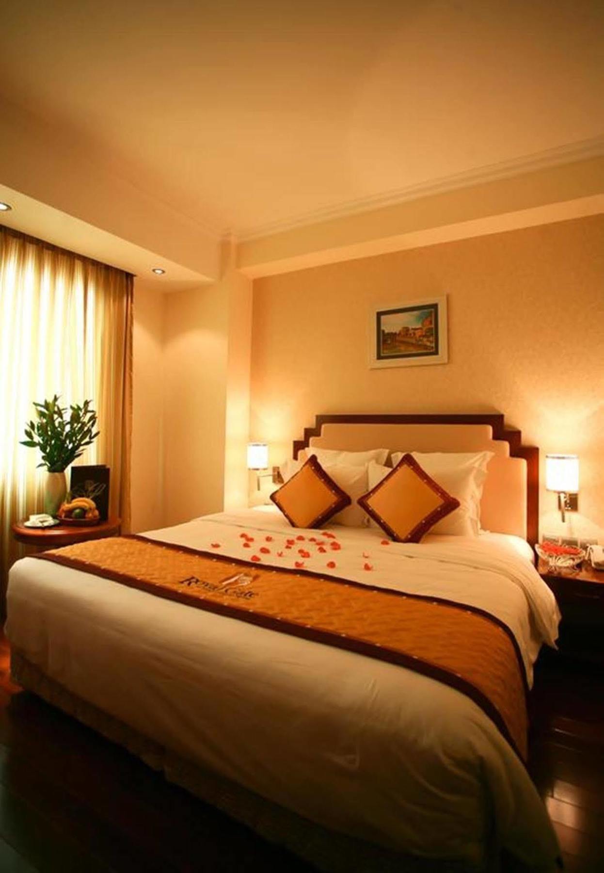 Royal Gate Hotel Hanoi Exterior photo